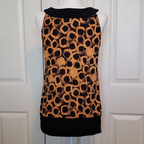 Maurice's Sleeveless Blouse - Picture 2 of 4